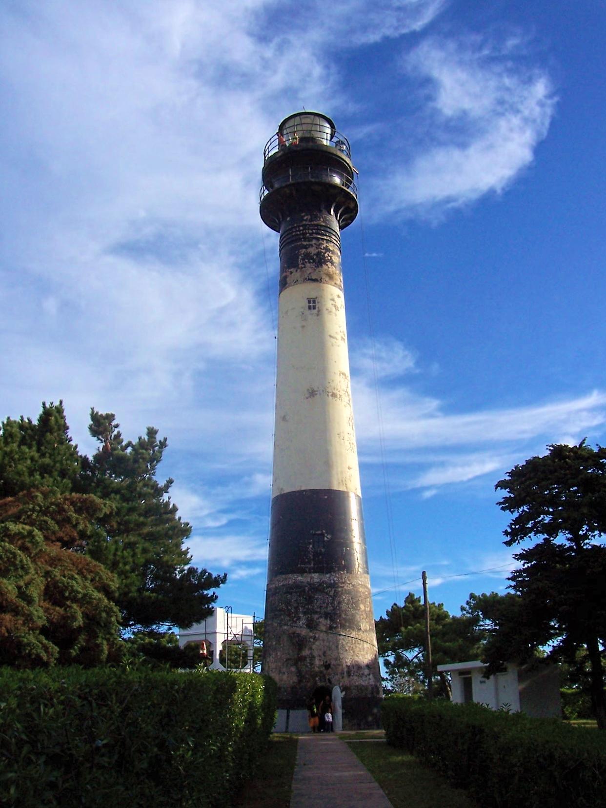 Faro Quequén